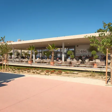 Sun Amfora Apartment Split